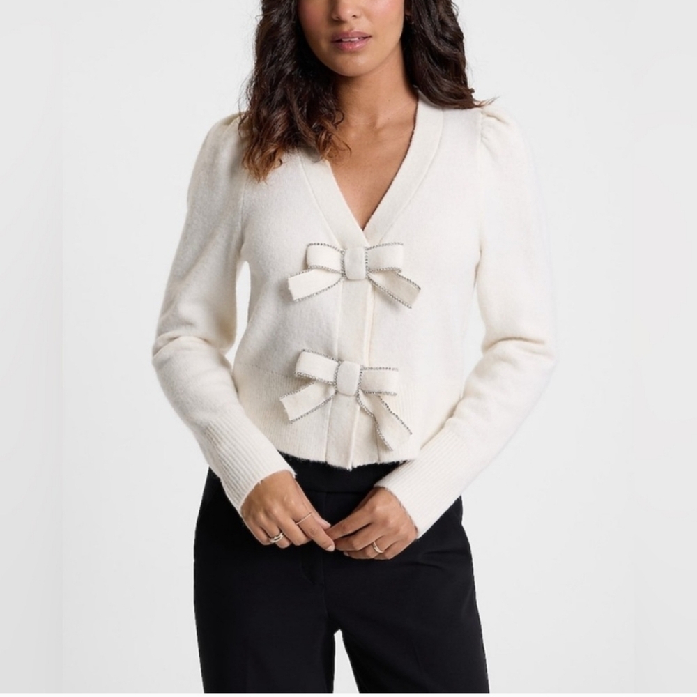 Express Embellished V Neck Cadigan Sweater Off White Ivory Xs Xsmall